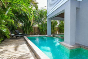 Gulf View Beach House by AMI Locals